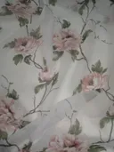 Розовый