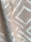 Бежевый