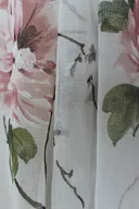 Розовый