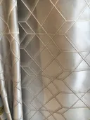 Бежевый